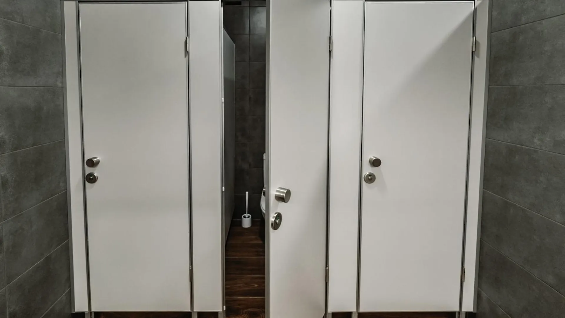 Nesvit Capsule Hotel Kiev Ukrayna